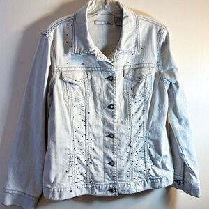 Chico’s Platinum Light Wash Denim Jacket